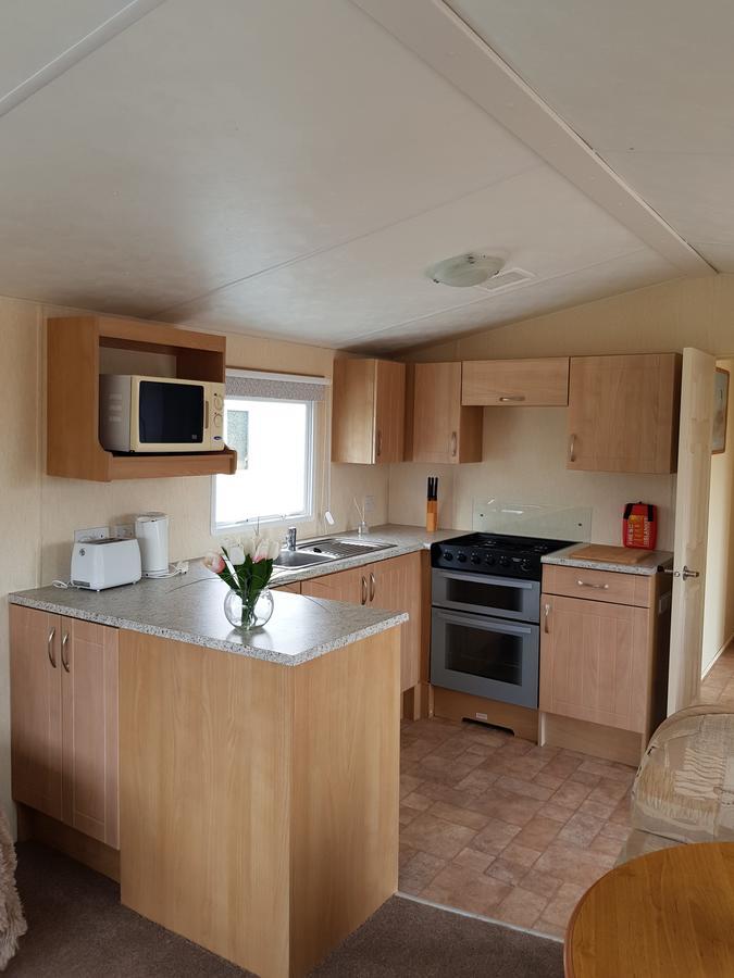 Pitch & Canvas - Self Catering At Broad Oak Farm Tattenhall Exterior photo
